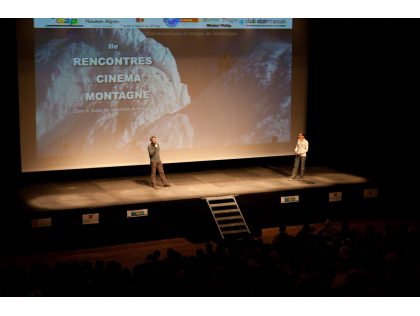 PHOTOS 2010 salle 2.jpg